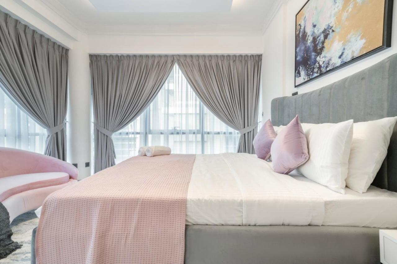 Boutique Luxury Living Near Palm Jumeirah Apartamento