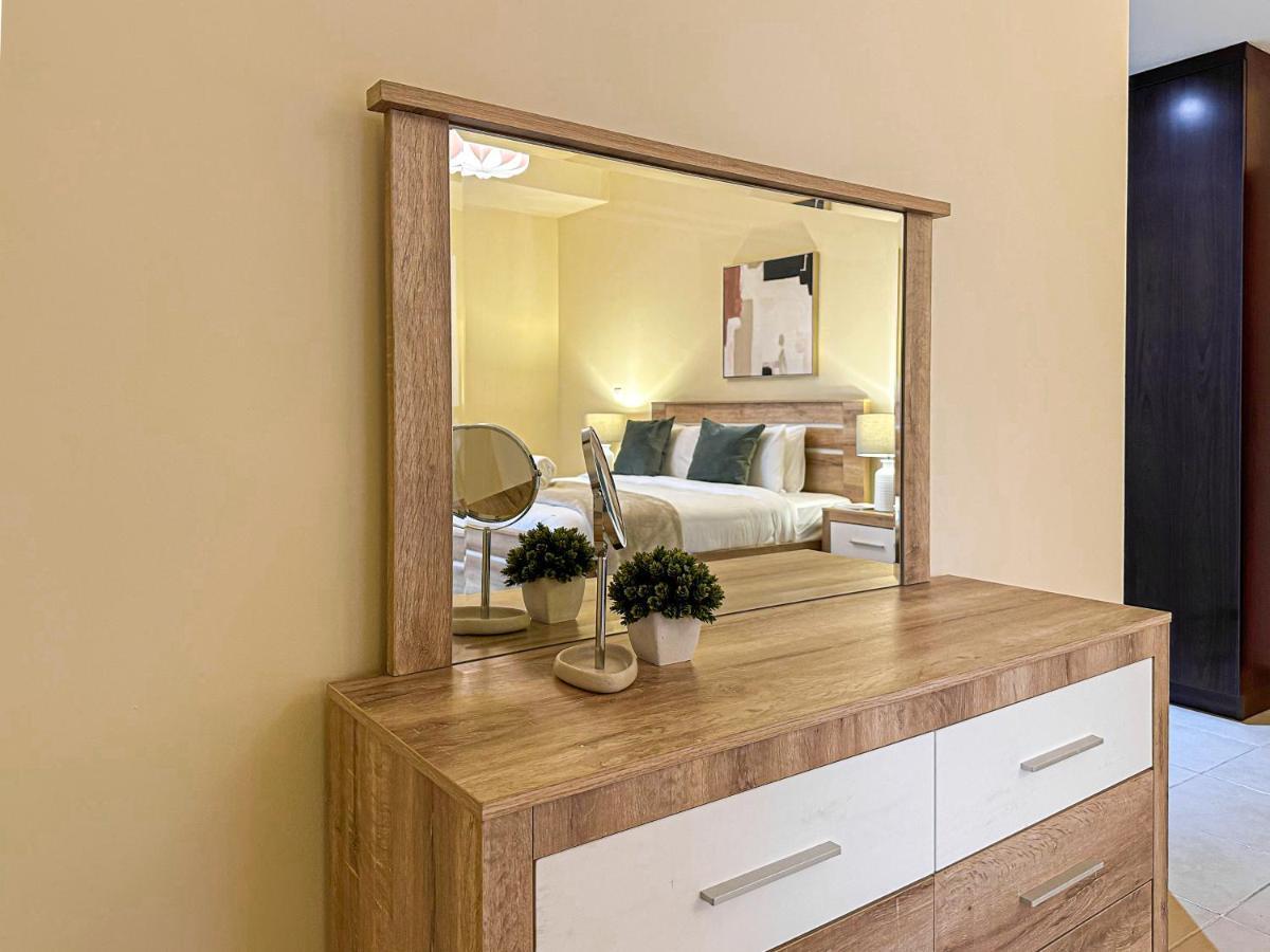 Higuests - Spacious In Jbr, 5-min Walk To The Beach Dubái
