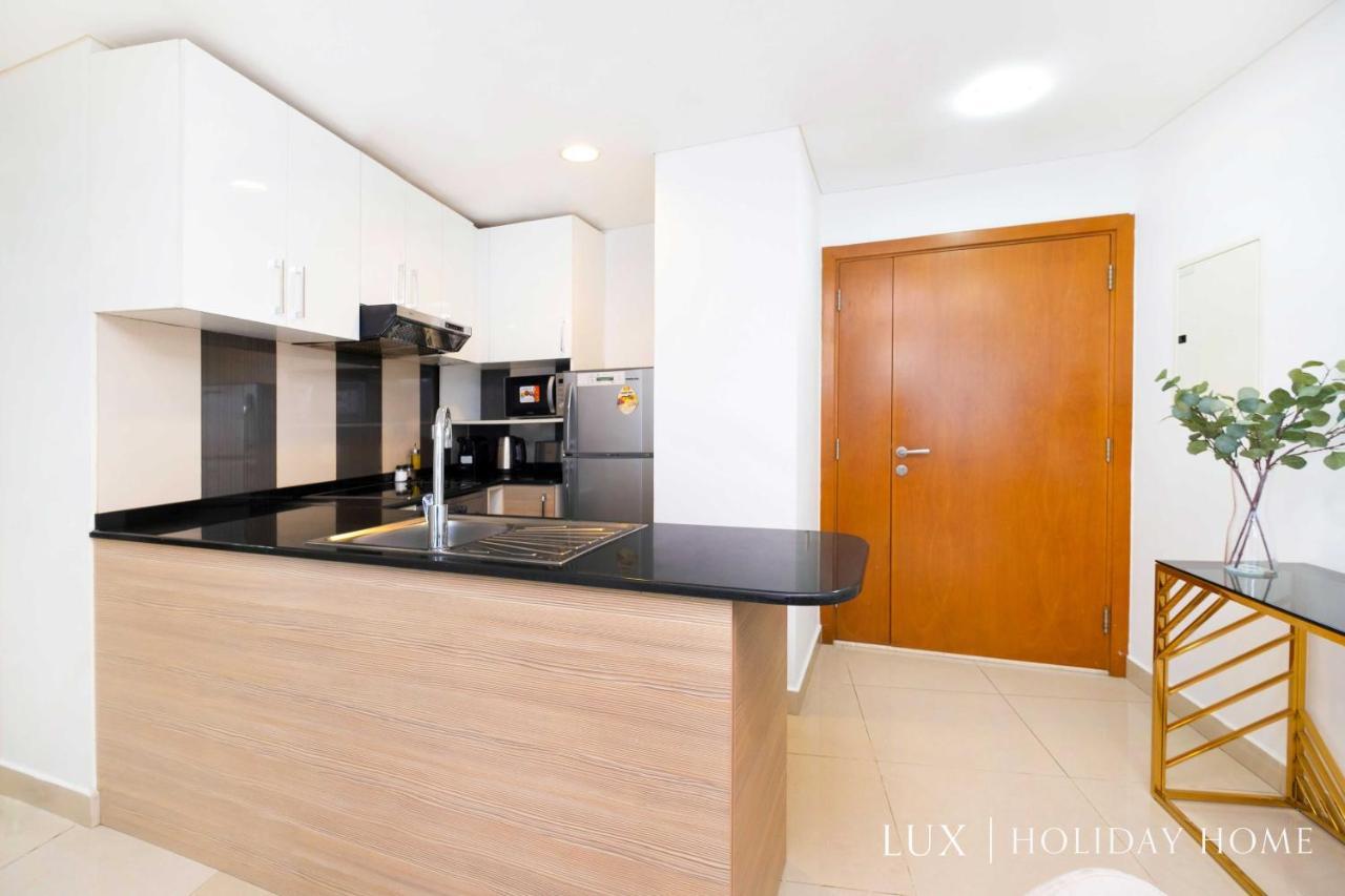 Lux The Executive Ocean View 2 Apartment