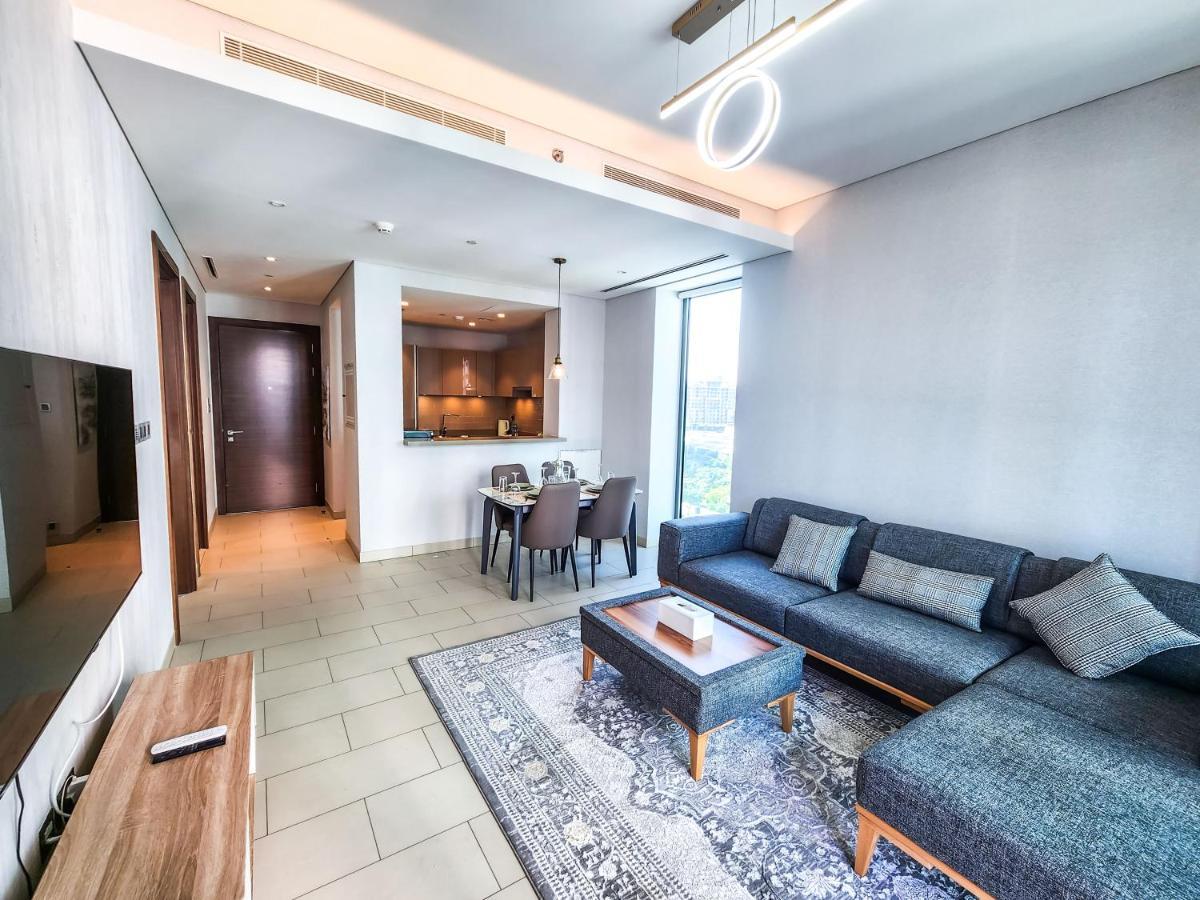 By Latinem Luxury 1br Holiday G6524 Near Burj Khalifa * Dubaï