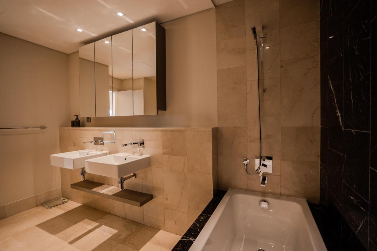 Apartamento Luxurious Palm Jumeirah With Sea Views Dubái