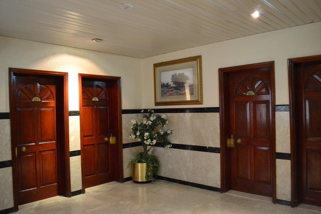 Tara Hotel