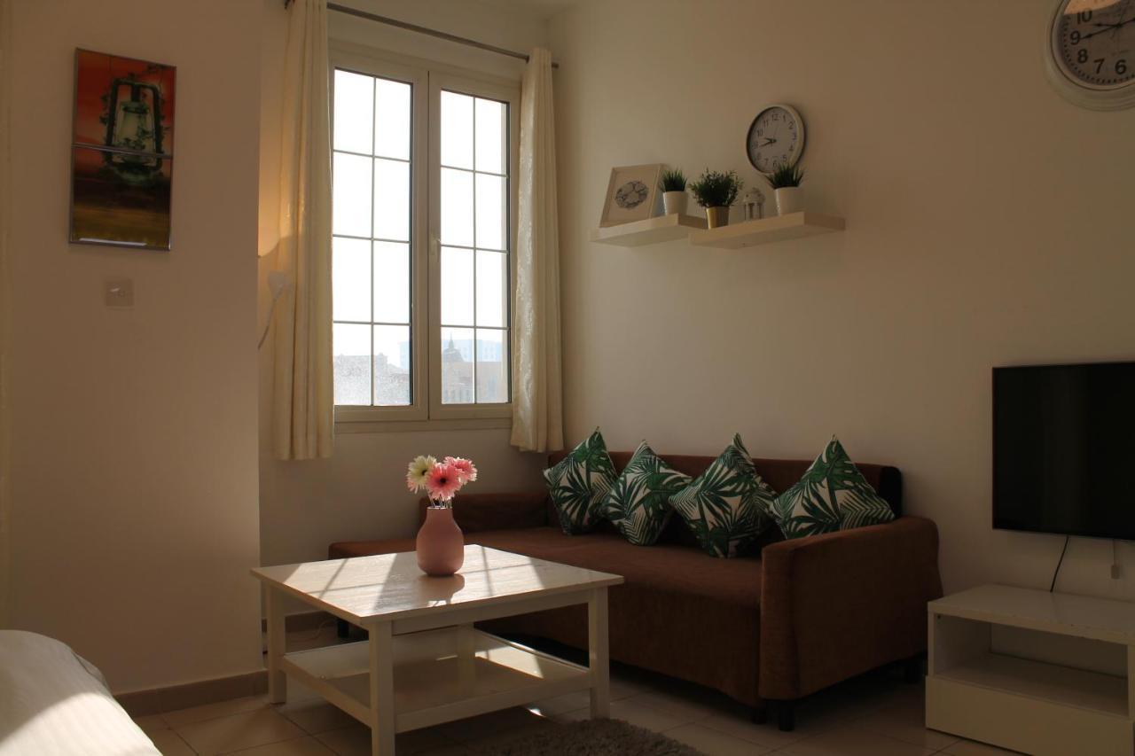 Bright, Spacious And Cozy Appartement Dubai