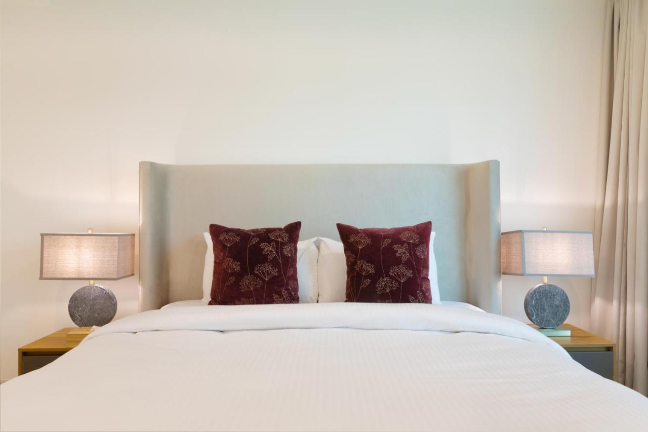 Maison Privee - Millennium Executive Tower Apartment