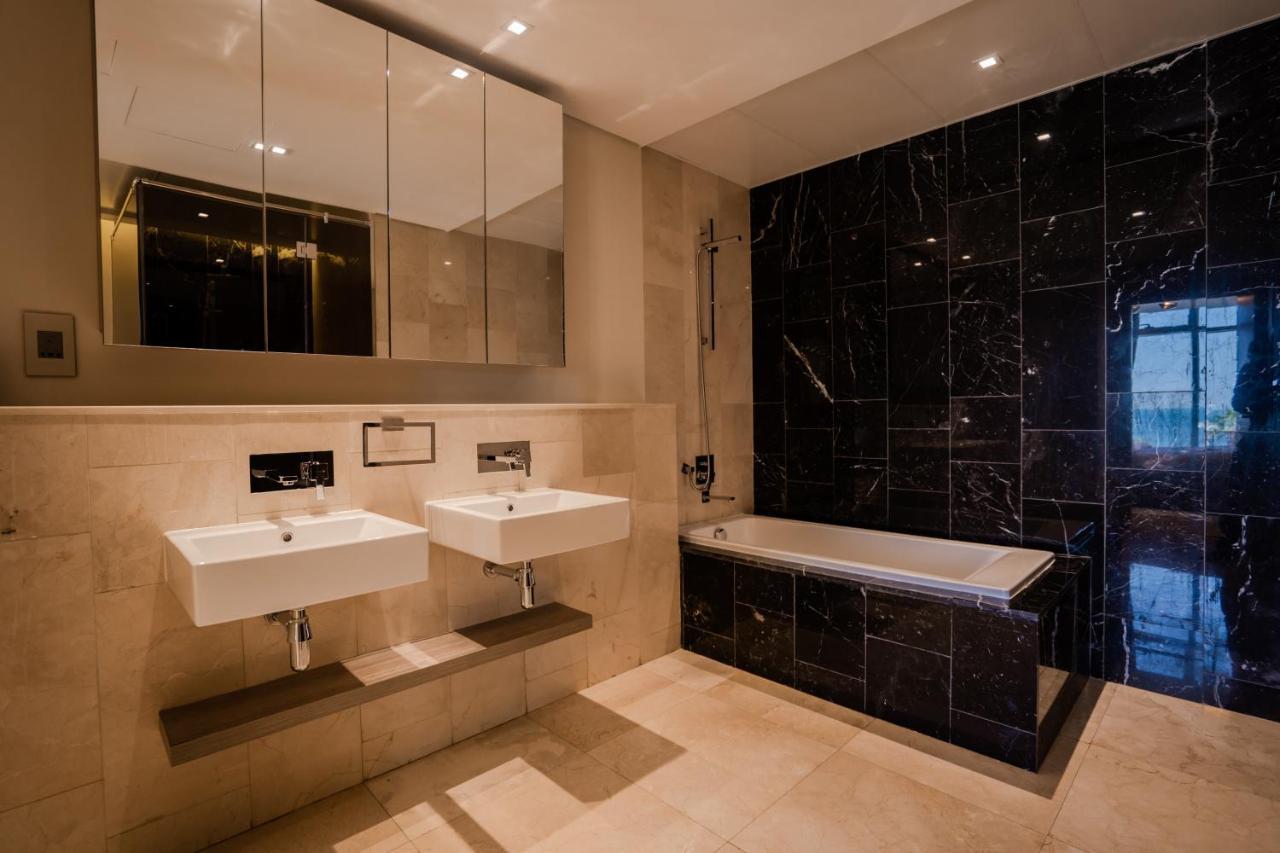 Apartamento Luxurious Palm Jumeirah With Sea Views Dubái