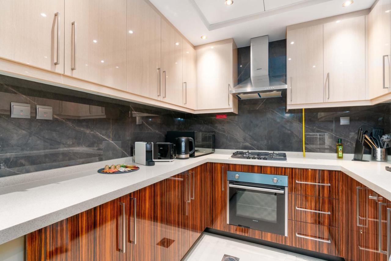 Ultimate / Downtown / Brand New / 5 Min Drive From Mall / Near Park Apartament *
