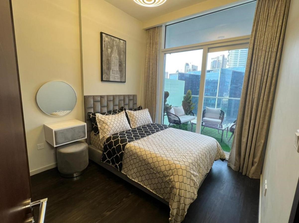 Luxury 2 Bedroom With Burj Khalifa View Lägenhet *
