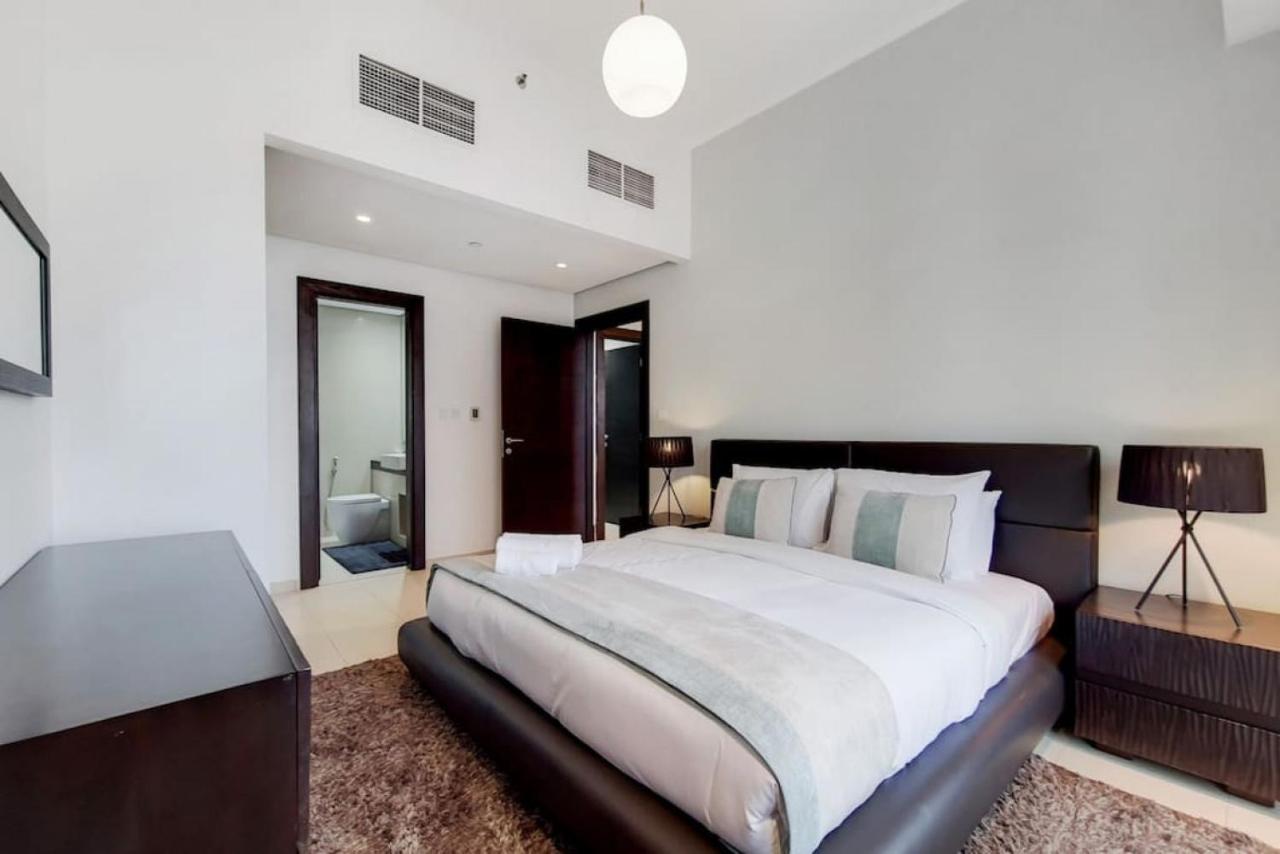 Silverene Tower B, Marina - Vibrant Two Bedroom Apartamento