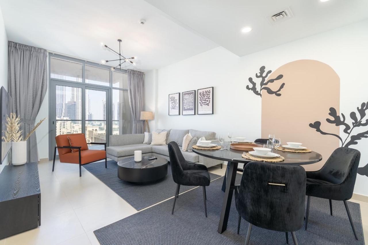 Apartament Luxe & Modern Two Bedroom Downtown - Close To Burj Khalifa & The Mall By Sojo Dubai