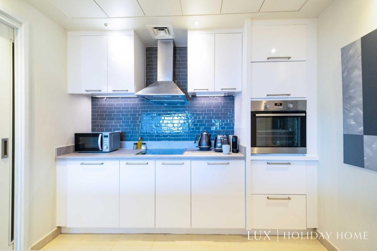Lux Marina Promenade Penthouse * Dubai