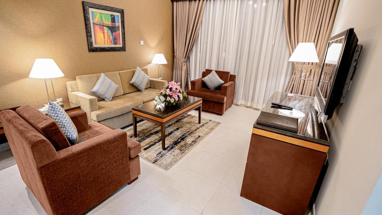 Xclusive Apartahotel
