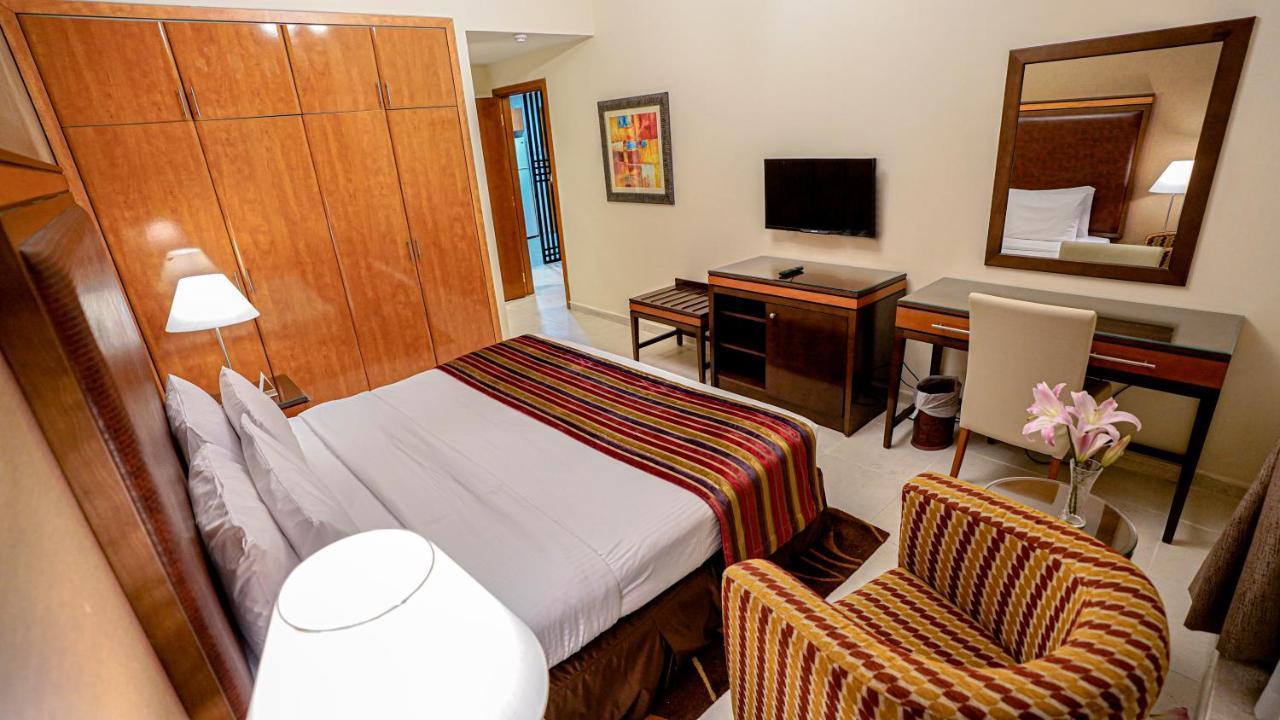Xclusive Apartahotel Dubái