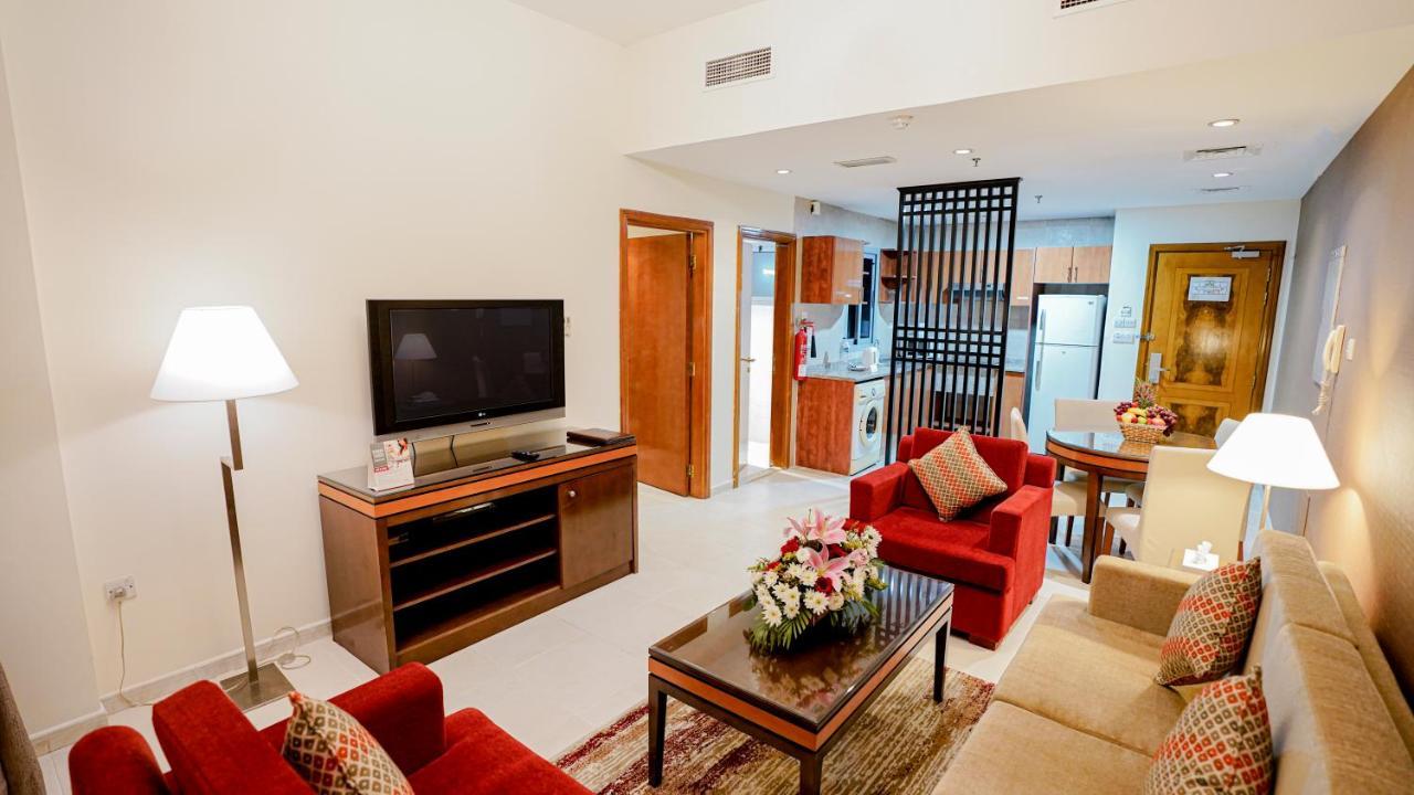 Xclusive Apartahotel 4*