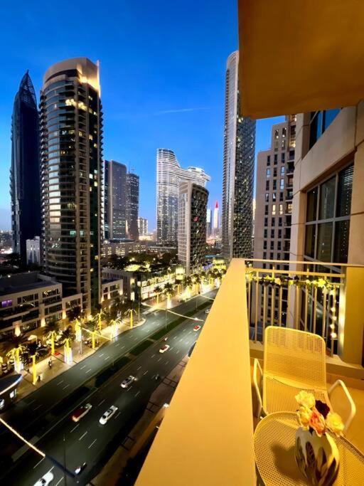 In Downtown Dubai, 3min Walk To Burj Khalifa & Mall Appartamento *