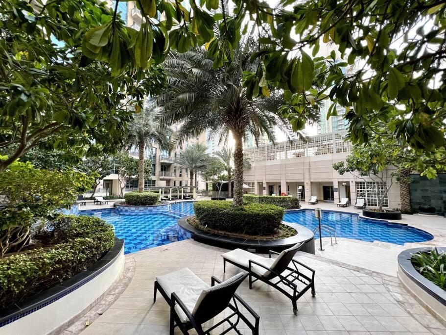 In Downtown Dubai, 3min Walk To Burj Khalifa & Mall Appartamento *