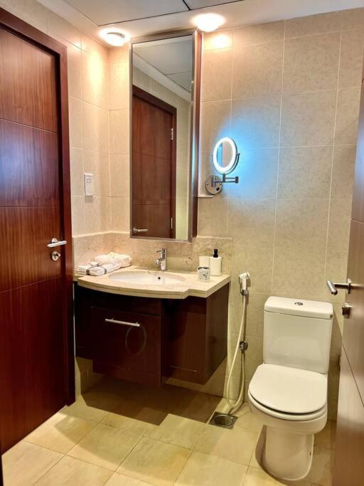 In Downtown Dubai, 3min Walk To Burj Khalifa & Mall Appartamento *