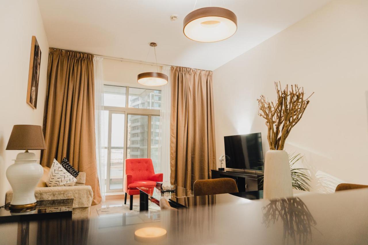 Oskena Vacation Homes- The Medalist Tower * Dubai