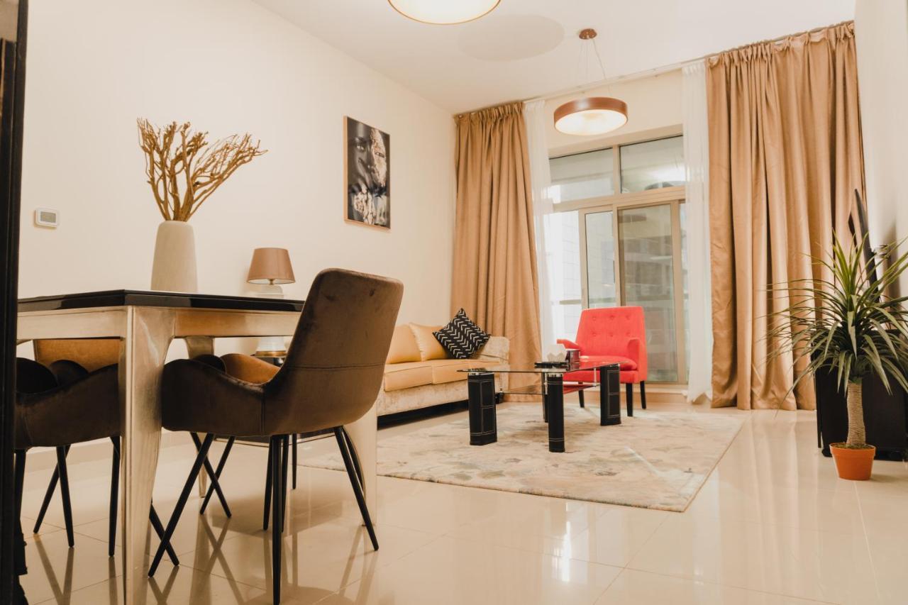 Oskena Vacation Homes- The Medalist Tower * Dubai