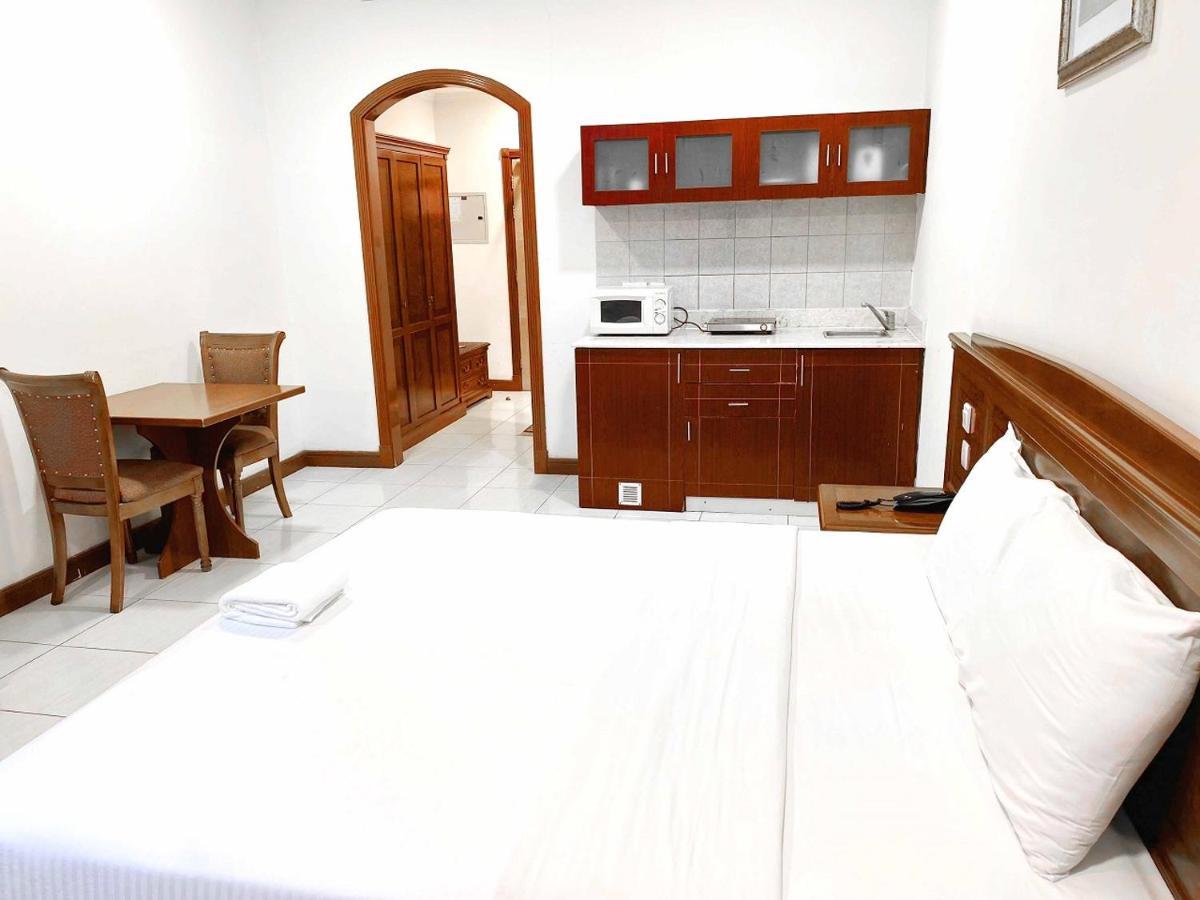 Moon Valley Aparthotel