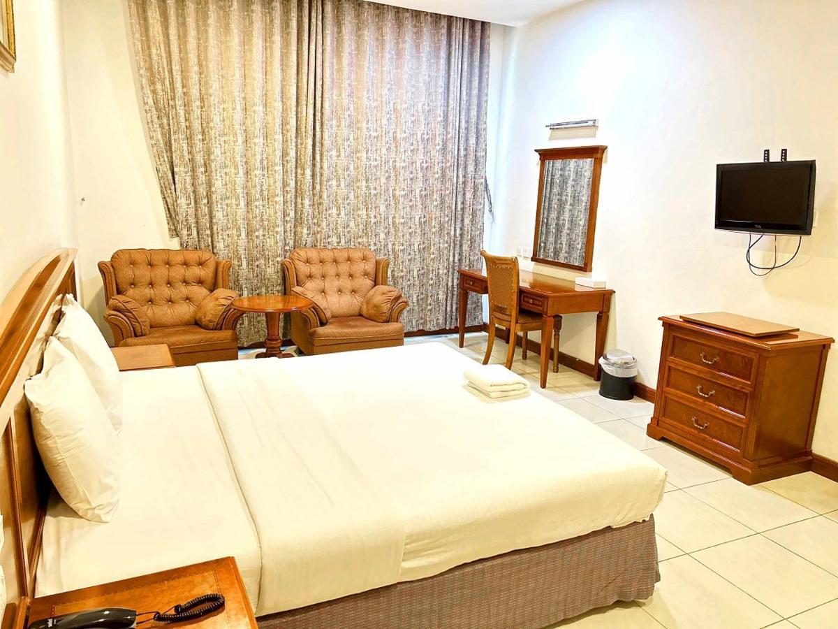 Moon Valley Aparthotel