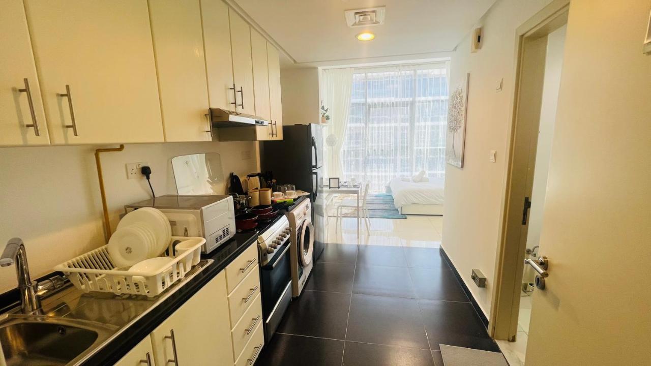 Newly Furnished Bright And Cozy - Damac Hills Dubaï