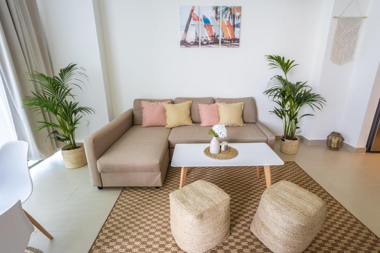 Waves Holiday - Waterfront With Breathtaking Sea Views Apartment *