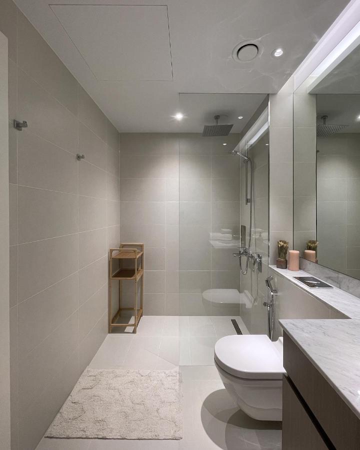 Apartemen Stunning One Bedroom In Port De La Mer Dubai