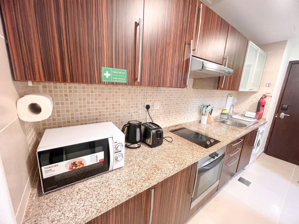 Apartment Cosmos Living Cozy Near Marina Dubai