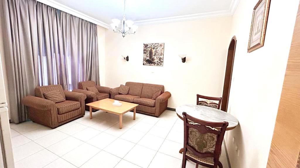 Aparthotel Moon Valley 3*