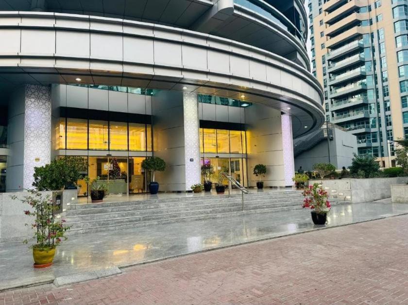 Horizon Marina Apartment *
