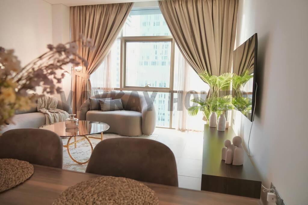 Vibe Luxury Service Dubai