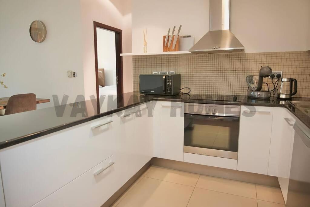 Vibe Luxury Service Apartment *