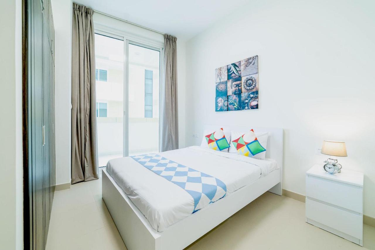 Gasthuis Oyo 558 Najma Tower 2br Dubai