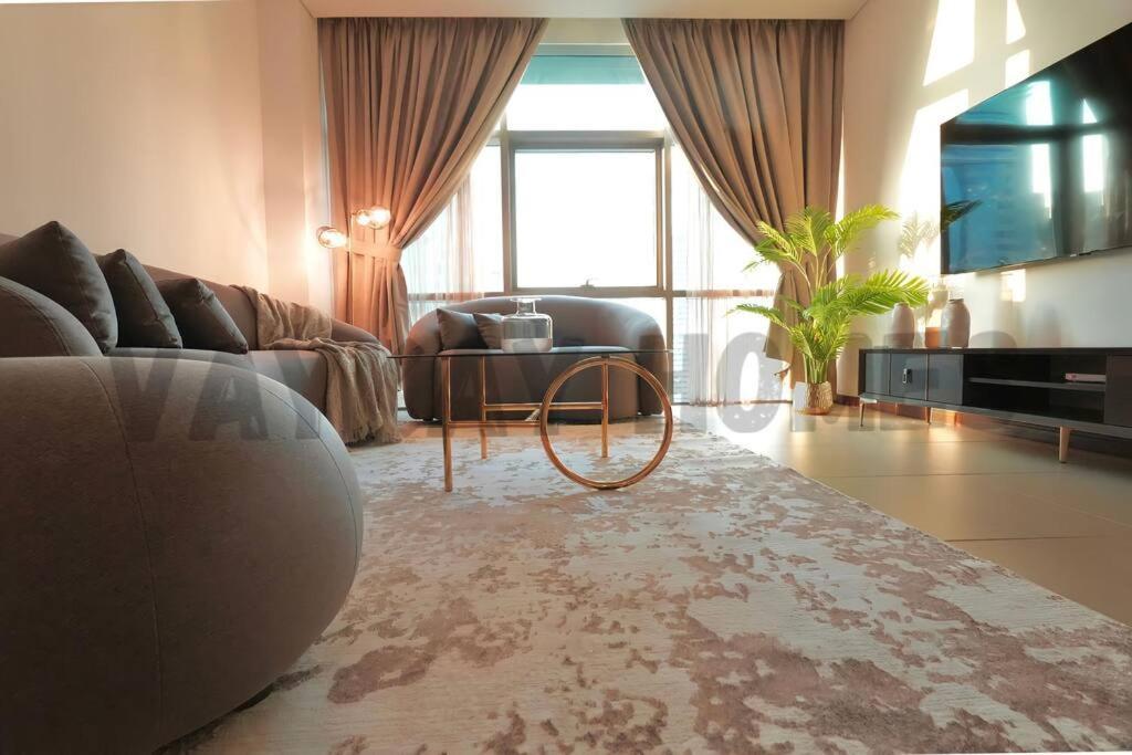 Vibe Luxury Service Apartment *