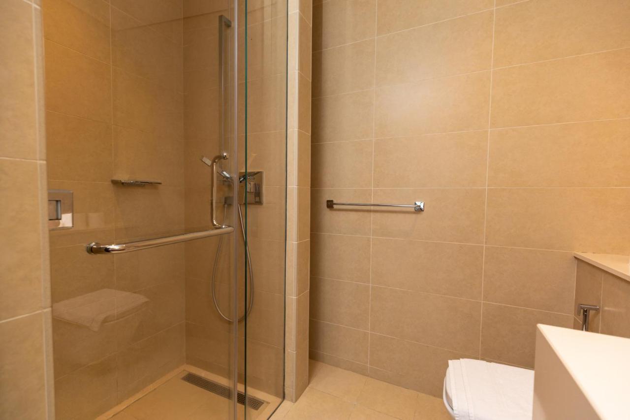 High Floor - Beautiful 1br Marina Gate *