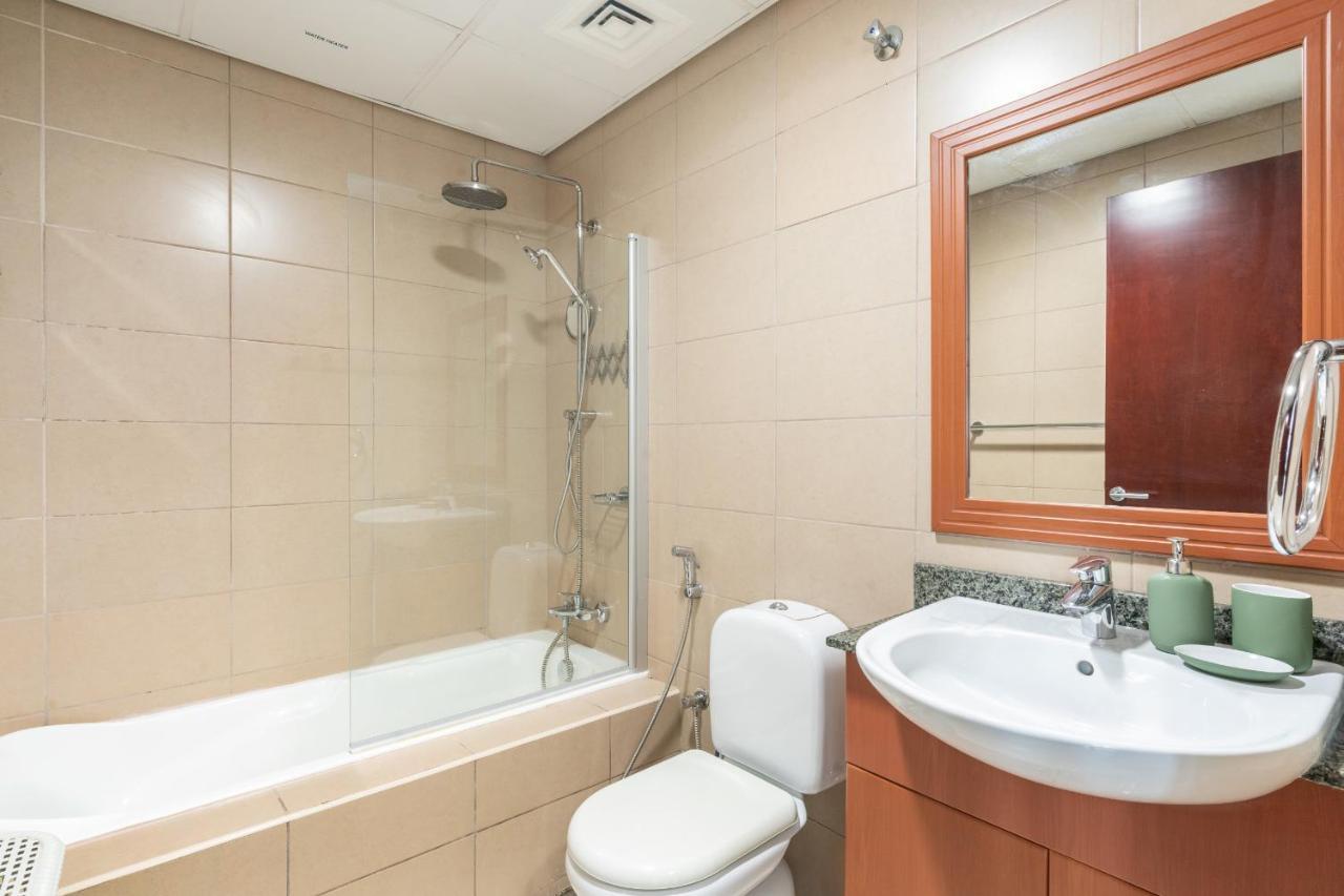 Scenic View 2br Near Metro In Cluster A, Jlt - Allsopp&allsopp *