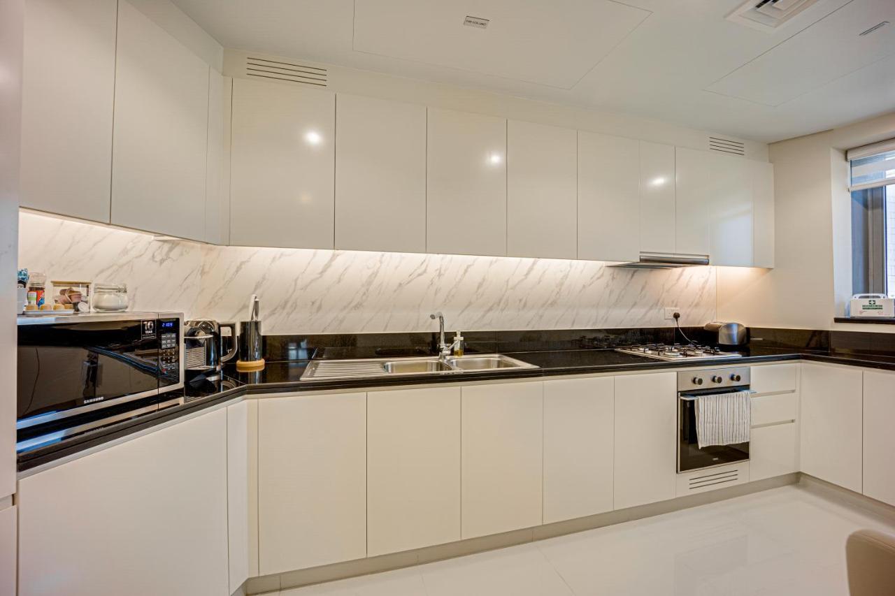 Apartment Luxury 3 Bedroom In Paramount Midtown