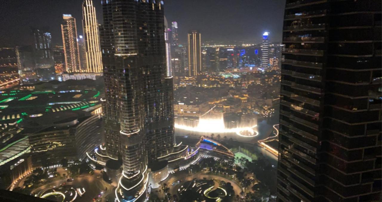 Amakin Burj Vista Tower 1 Apartamento