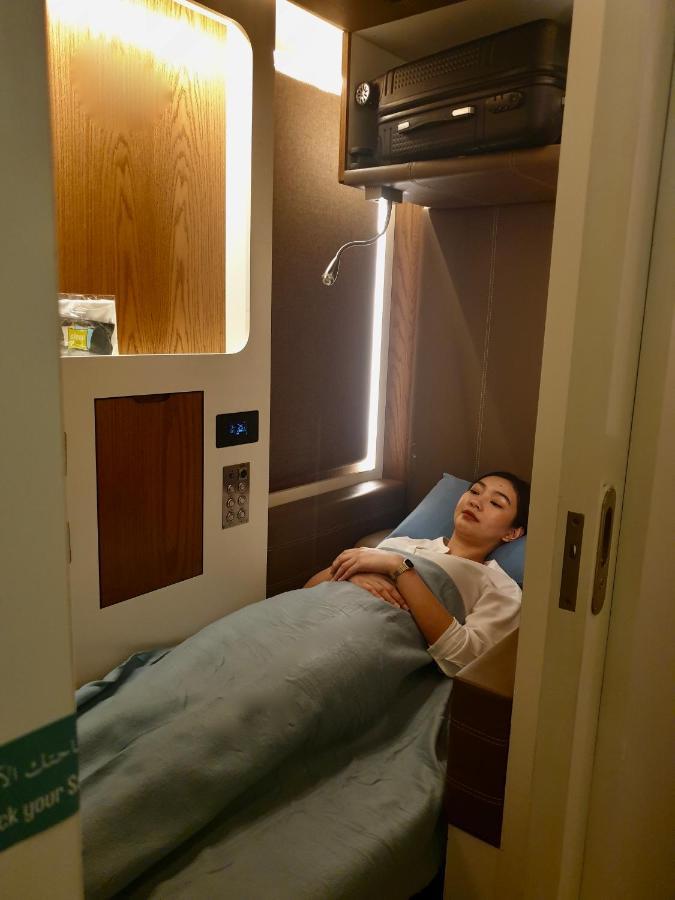 Sleep 'n Fly Sleep Lounge, C-gates Terminal 3 - Transit Only Hotel cápsula *
