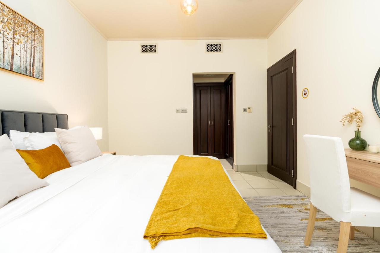 Burjside Rehan Retreat-1br Near Mall Dubai