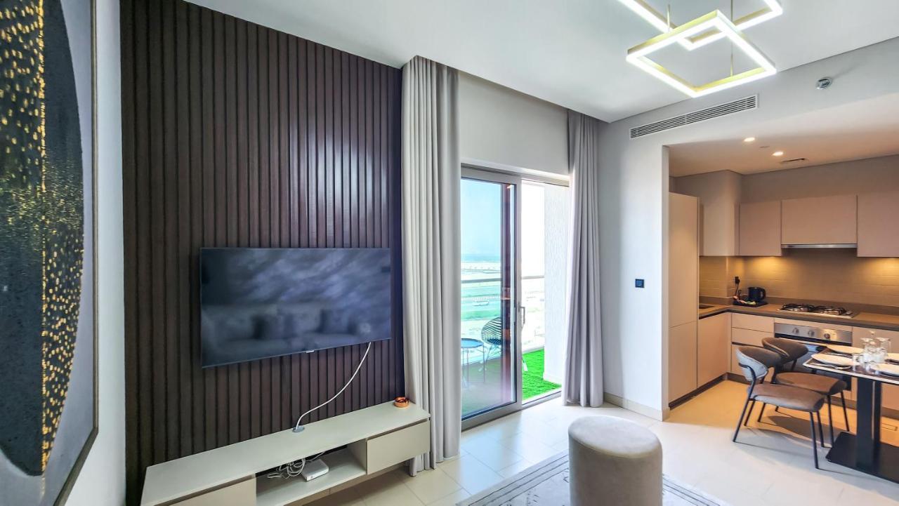 By Latinem Luxury 2br Holiday Cvr A605 Near Burj Khalifa Lägenhet