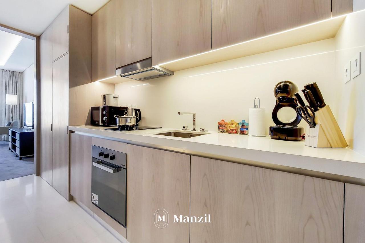 Manzil - With Aura Pool & Sea View At The Palm Tower In Palm Jumeirah Dubái