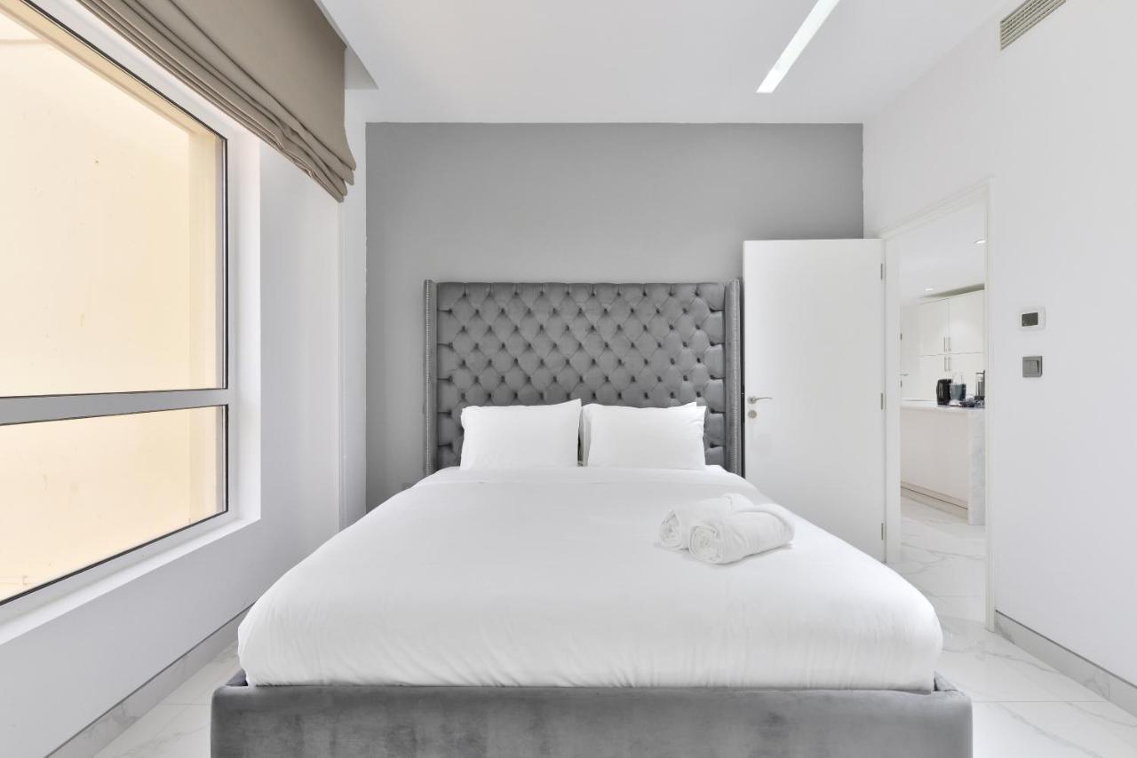 Beachside Bliss - Luxurious 2 Bedroom Jbr * Dubái