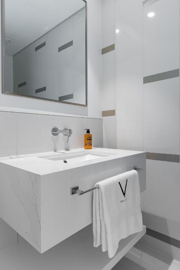 Appartement Sea View With Private Access! 3br & Maid Rm