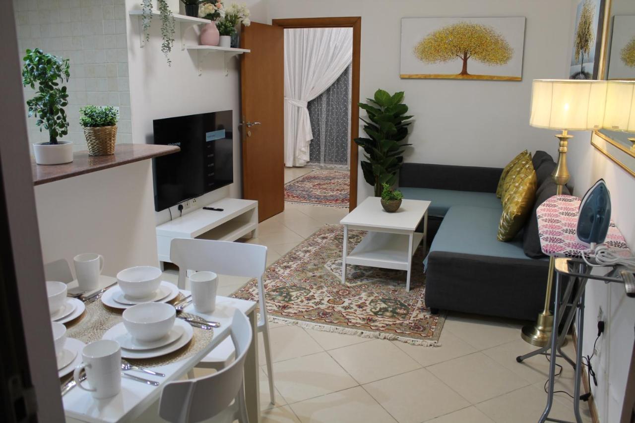 Apartemen Newly Furnished Cozy 1 Bedroom Close To Jbr And Metro Dubai