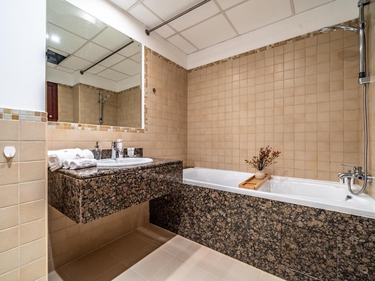 Appartement Spacious 2br - Eye & Sea View - Jbr *