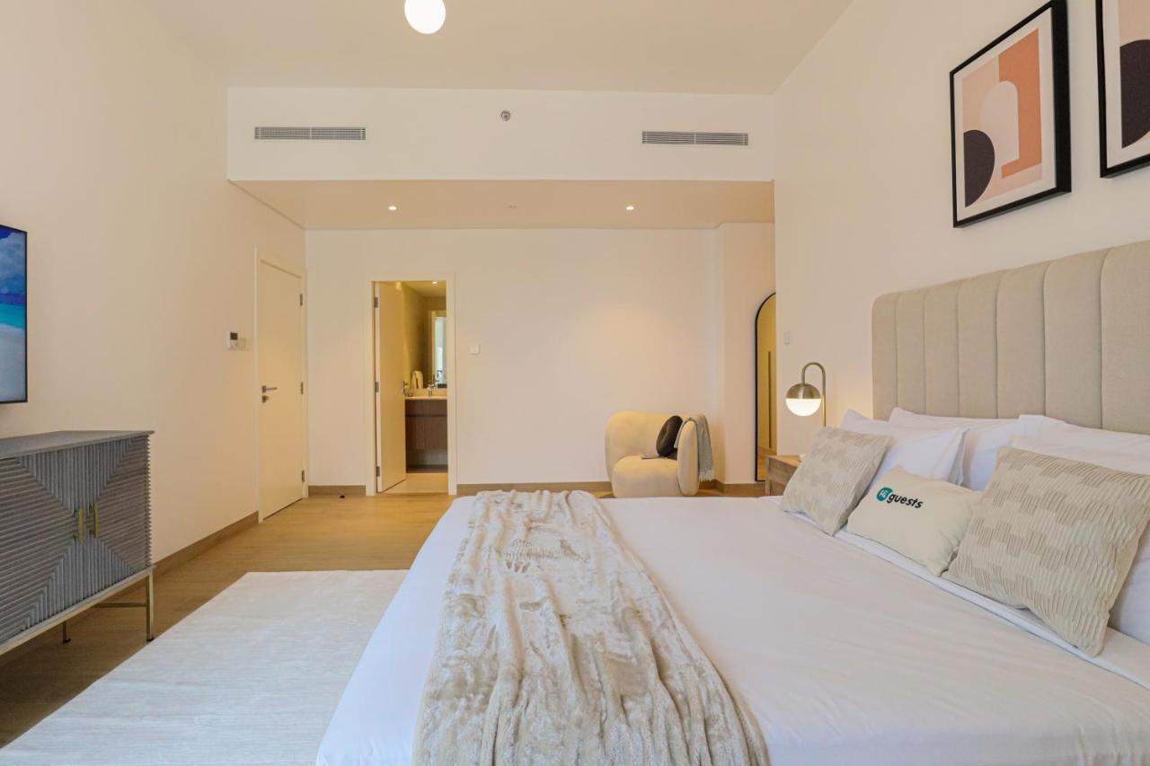 Higuests - Wake Up Facing The Sea In Luxury Retreat * Dubai