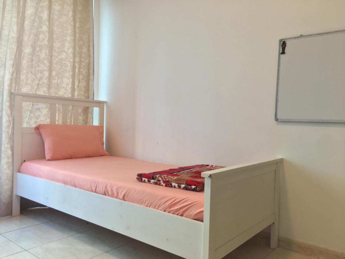 Apartment Octavius Home, Large 2 Bedroom Near Global Village & Outlet Mall