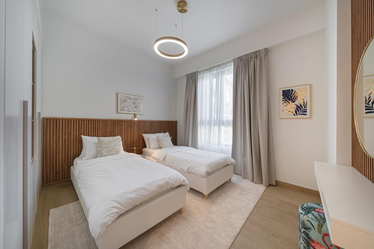 Apartamento 2 Bedroom By The At Port De La Mer-dubai