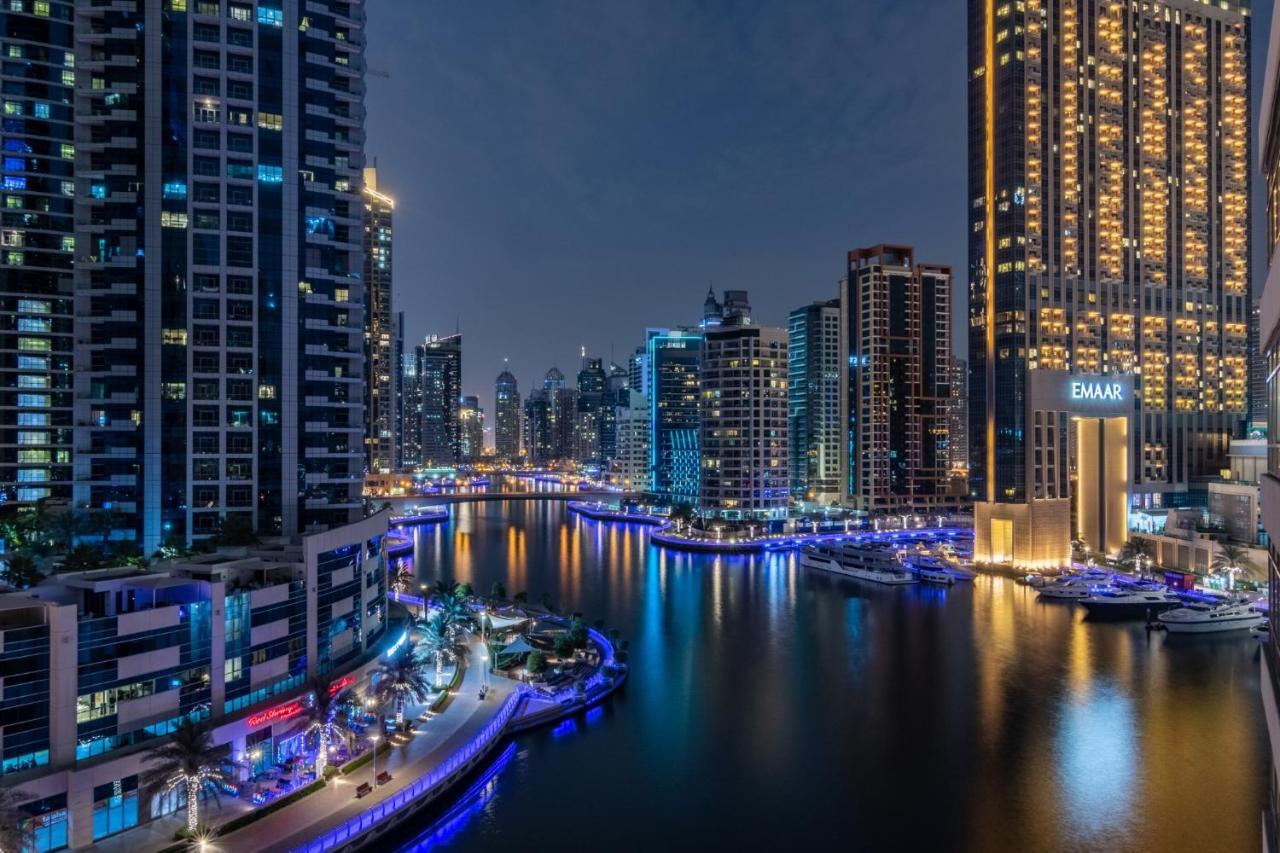 Appartement Luxurious Style 2br In Marina W/ Yacht View Dubaï